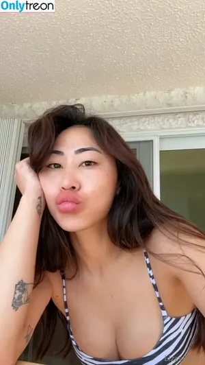 lylachai / lashesbylachai nude photo #0003
