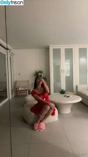 lylachai / lashesbylachai nude photo #0025