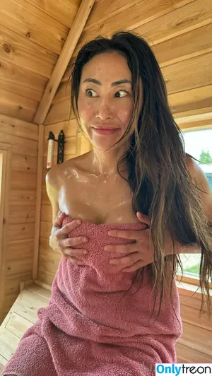 lylachai / lashesbylachai nude photo #0026