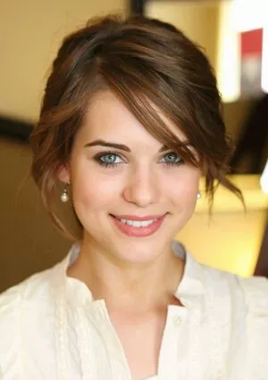 Lyndsy Fonseca / LyndsyMFonseca / lyndsyfonseca фото голая #0002