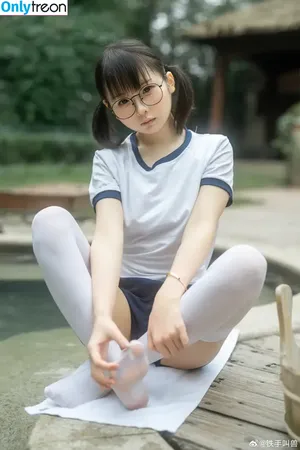 LynnLi7698 / 学徒林恩 / 幼水铃衣 / 幼水铃衣m nude photo #0112