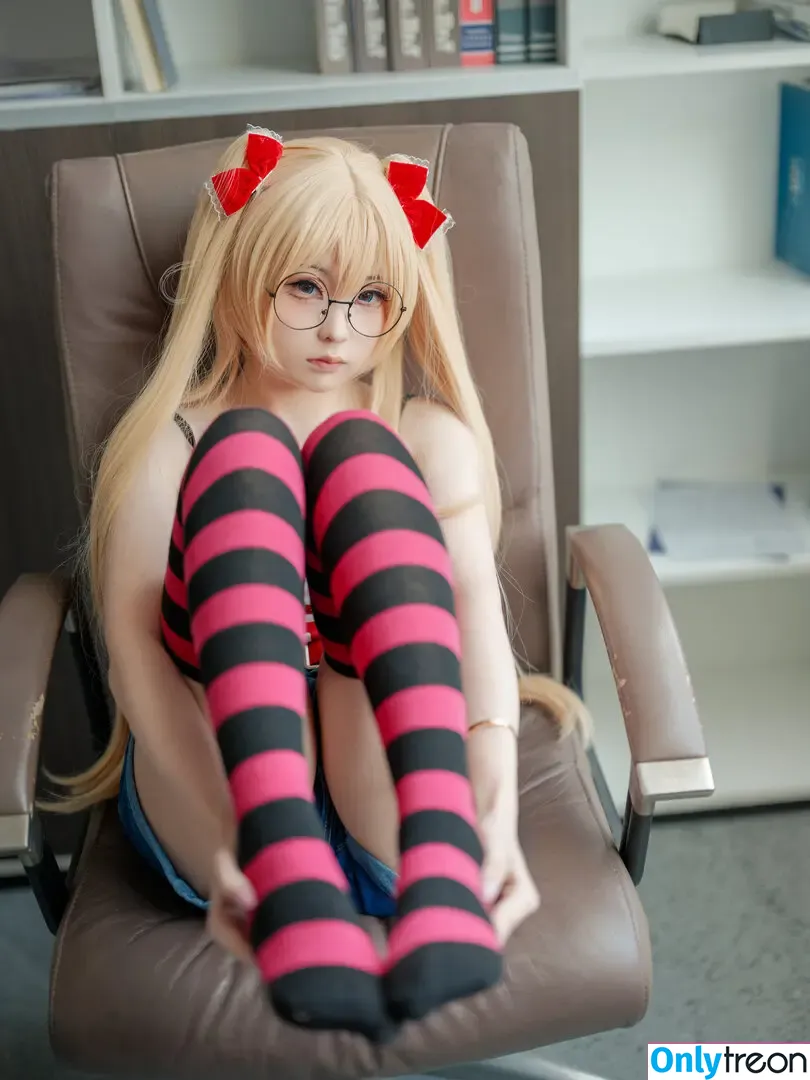 LynnLi7698 nude photo #0183 (学徒林恩 / 幼水铃衣 / 幼水铃衣m)