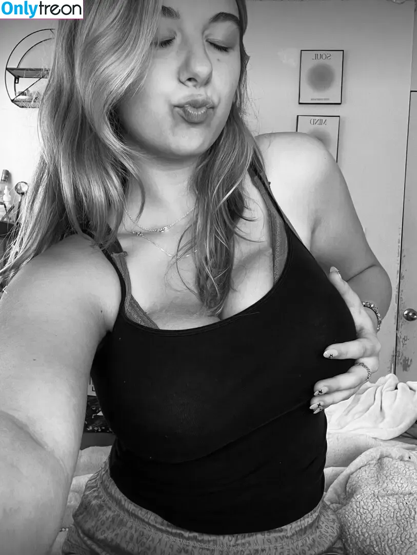 lynntoria nude photo #0001 (lynntoriaaaaa)