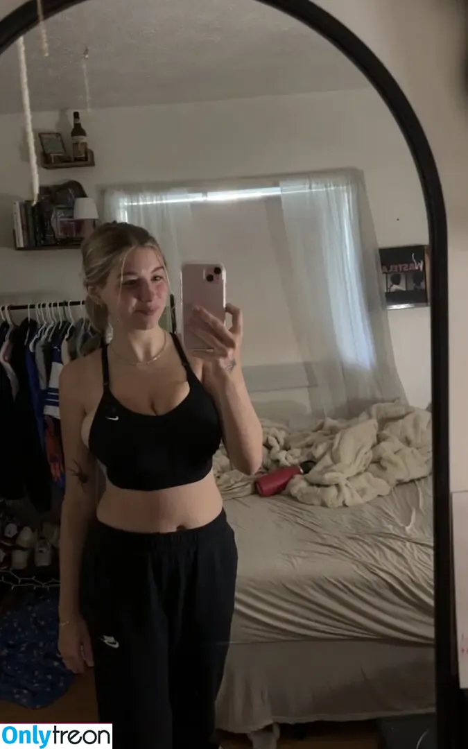 lynntoria nude photo #0119 (lynntoriaaaaa)