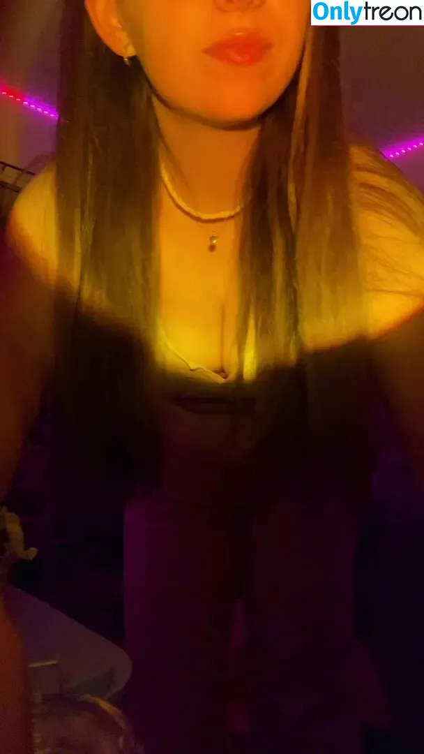 lynntoria nude photo #0170 (lynntoriaaaaa)