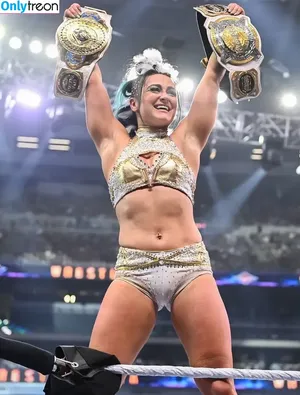 Lyra Valkyria / WWE / real_valkyria фото голая #0581