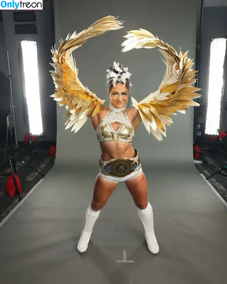 Lyra Valkyria nude photo #0238 (WWE / real_valkyria)