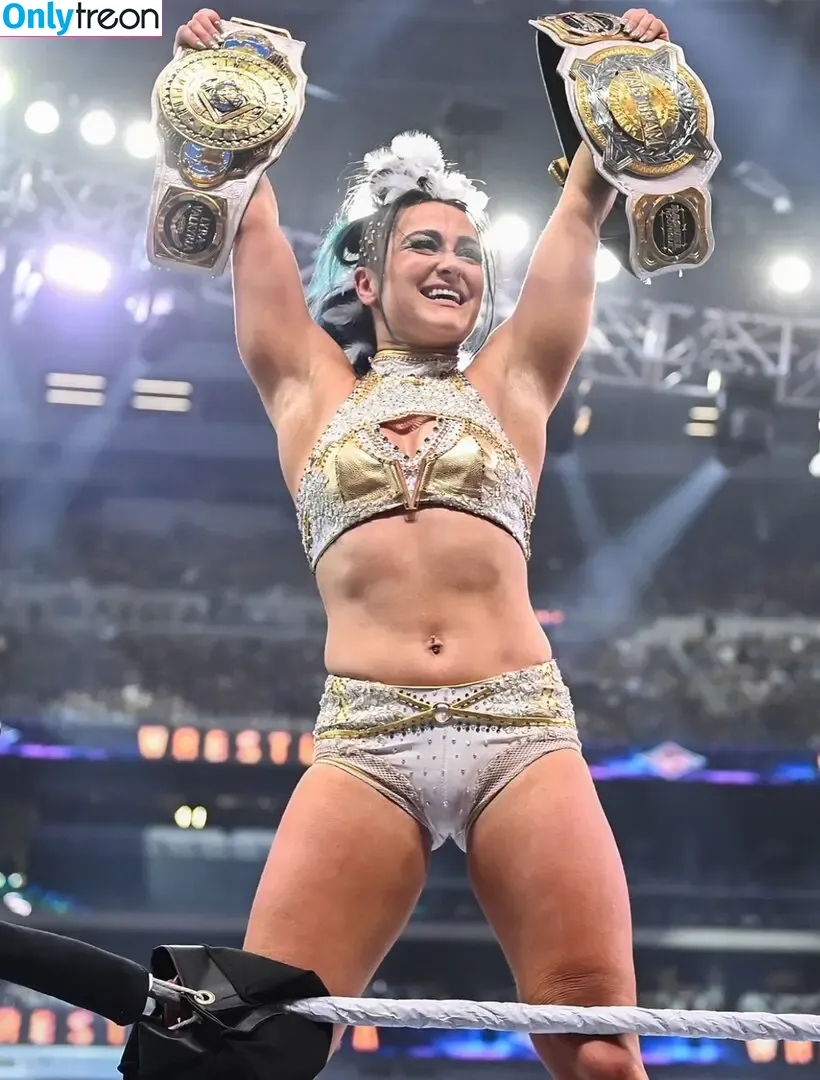 Lyra Valkyria голая photo #0581 (WWE / real_valkyria)