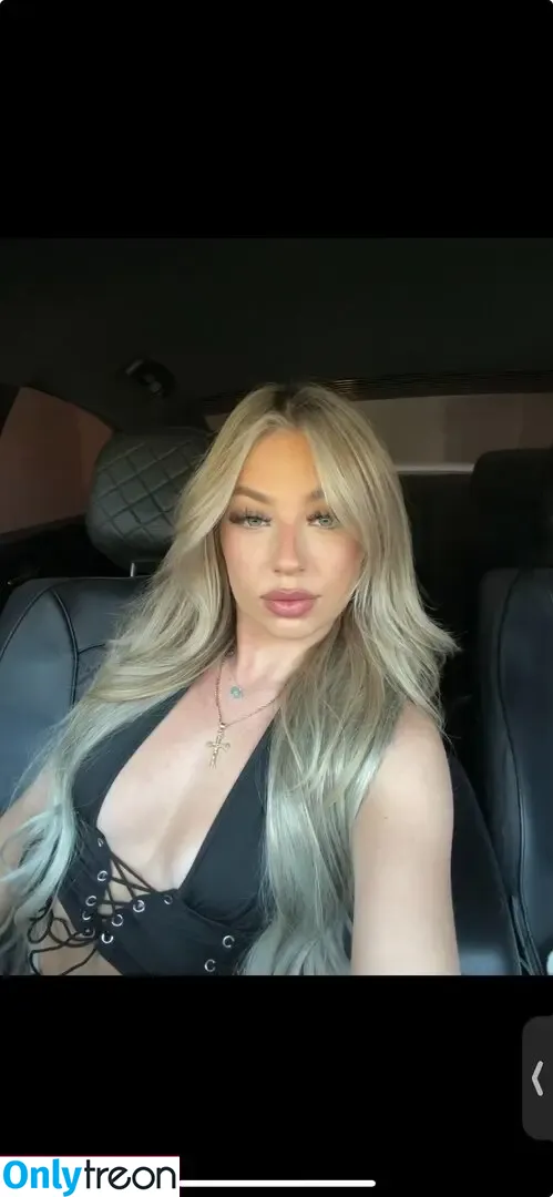 Lyssaabbby nude photo #0007 (Lyssathebaby)