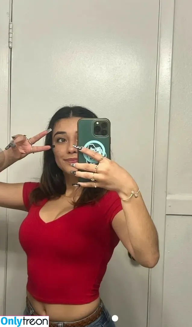 Lyssalevin nude photo #0003 (lyssadelenex)