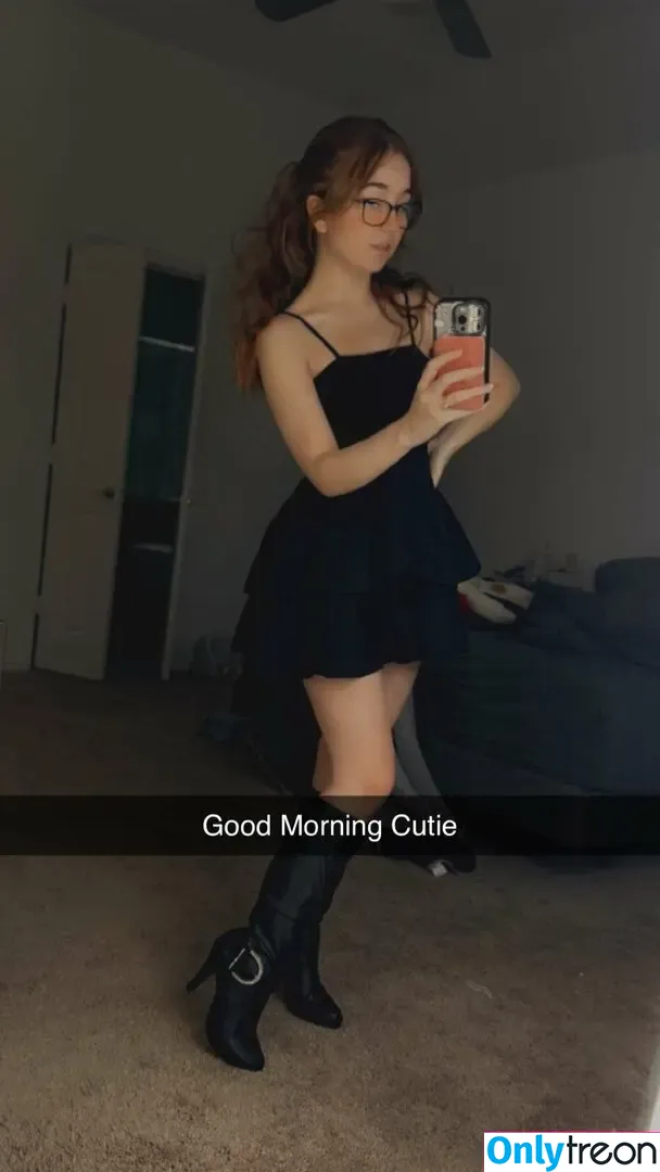 Lyssaurora голая photo #0829 (Lyssaurora)