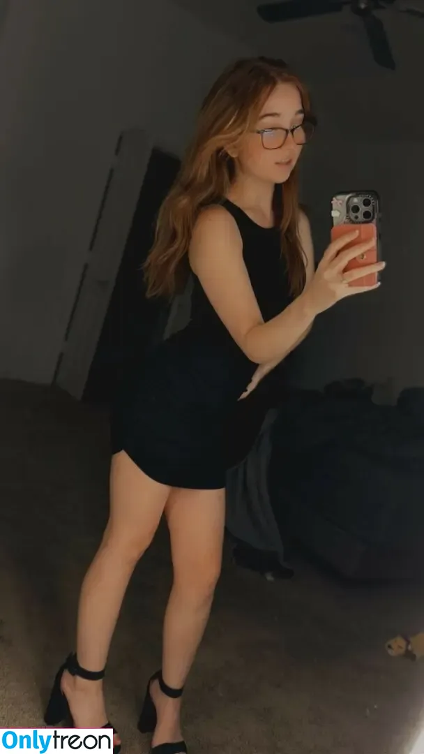 Lyssaurora голая photo #0835 (Lyssaurora)