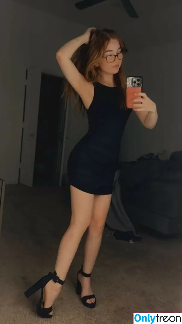 Lyssaurora голая photo #0836 (Lyssaurora)