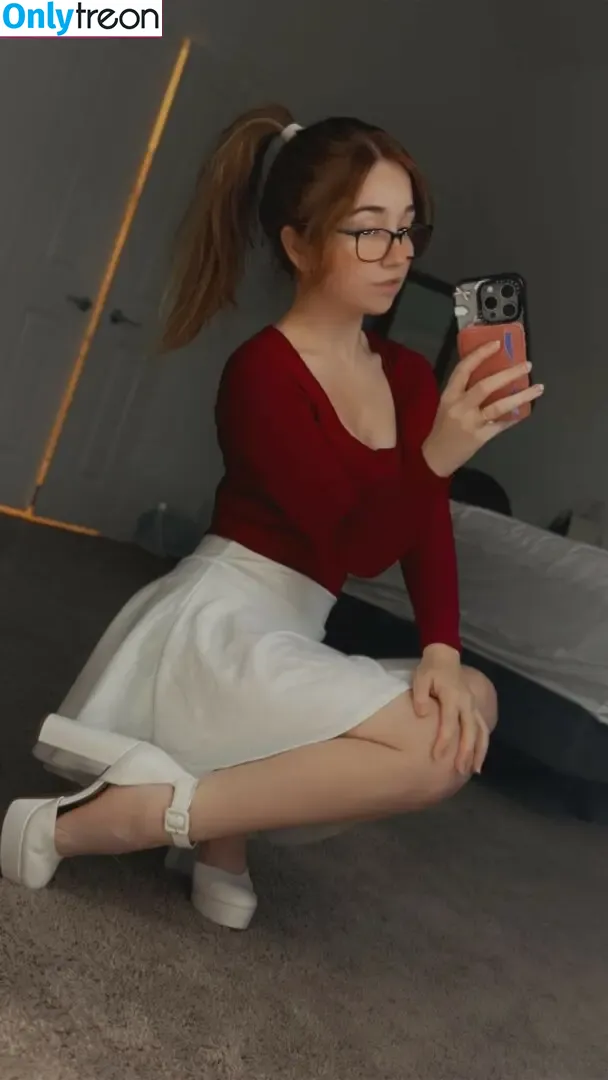Lyssaurora голая photo #0852 (Lyssaurora)
