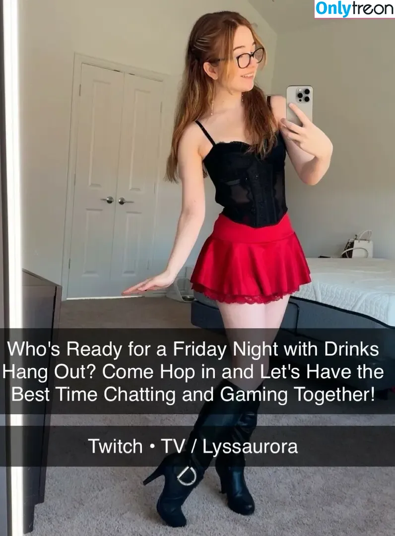 Lyssaurora nude photo #1195 (Lyssaurora)
