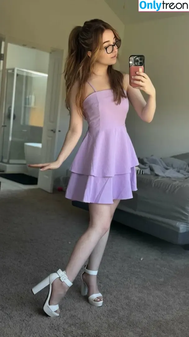 Lyssaurora nude photo #1244 (Lyssaurora)