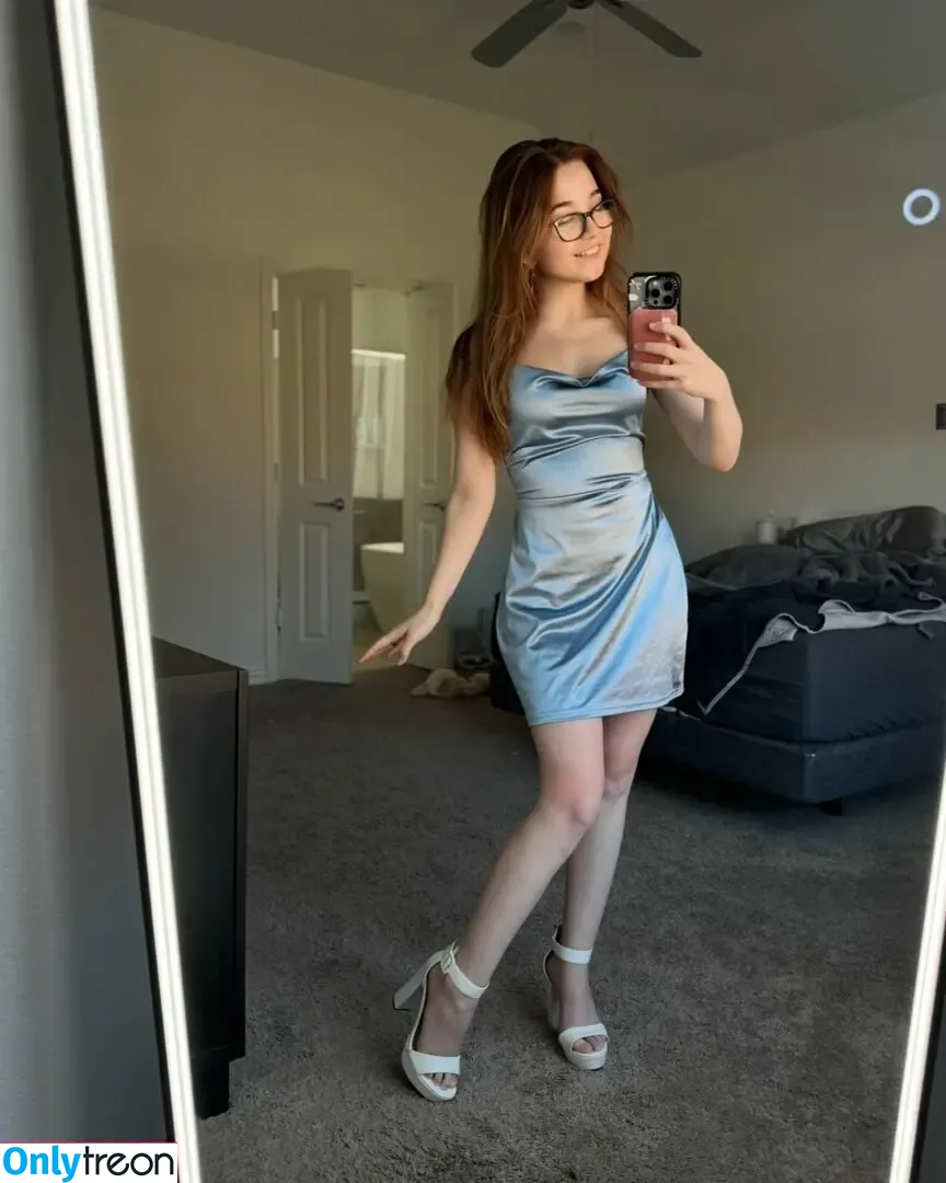 Lyssaurora nude photo #1292 (Lyssaurora)