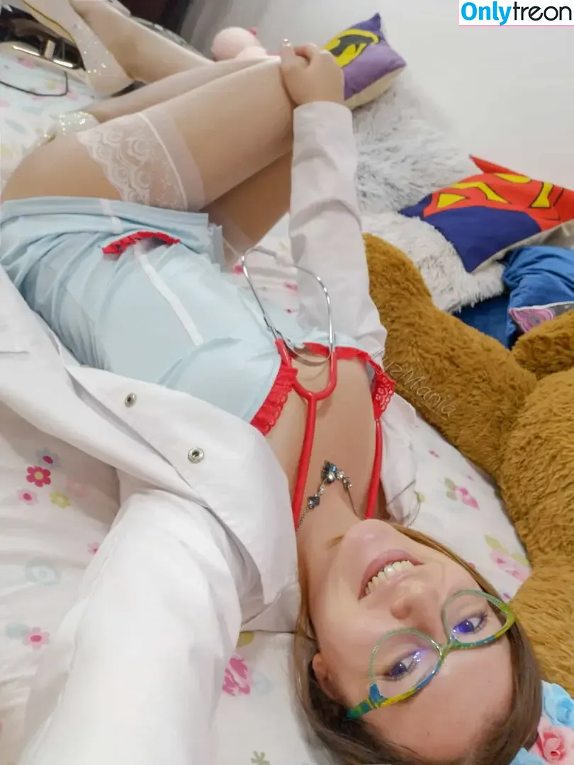 Lyzmania nude photo #0817 (lyzmania_)