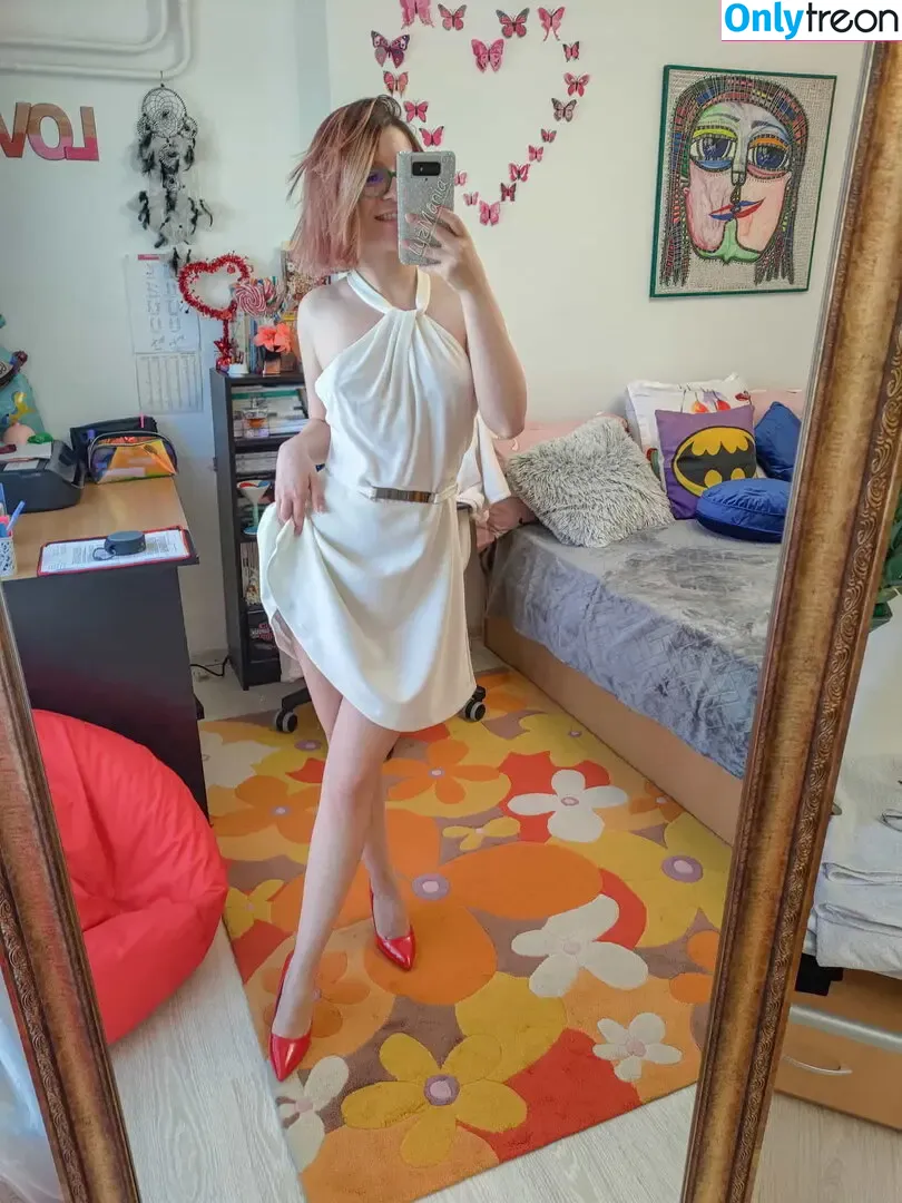 Lyzmania nude photo #0981 (lyzmania_)