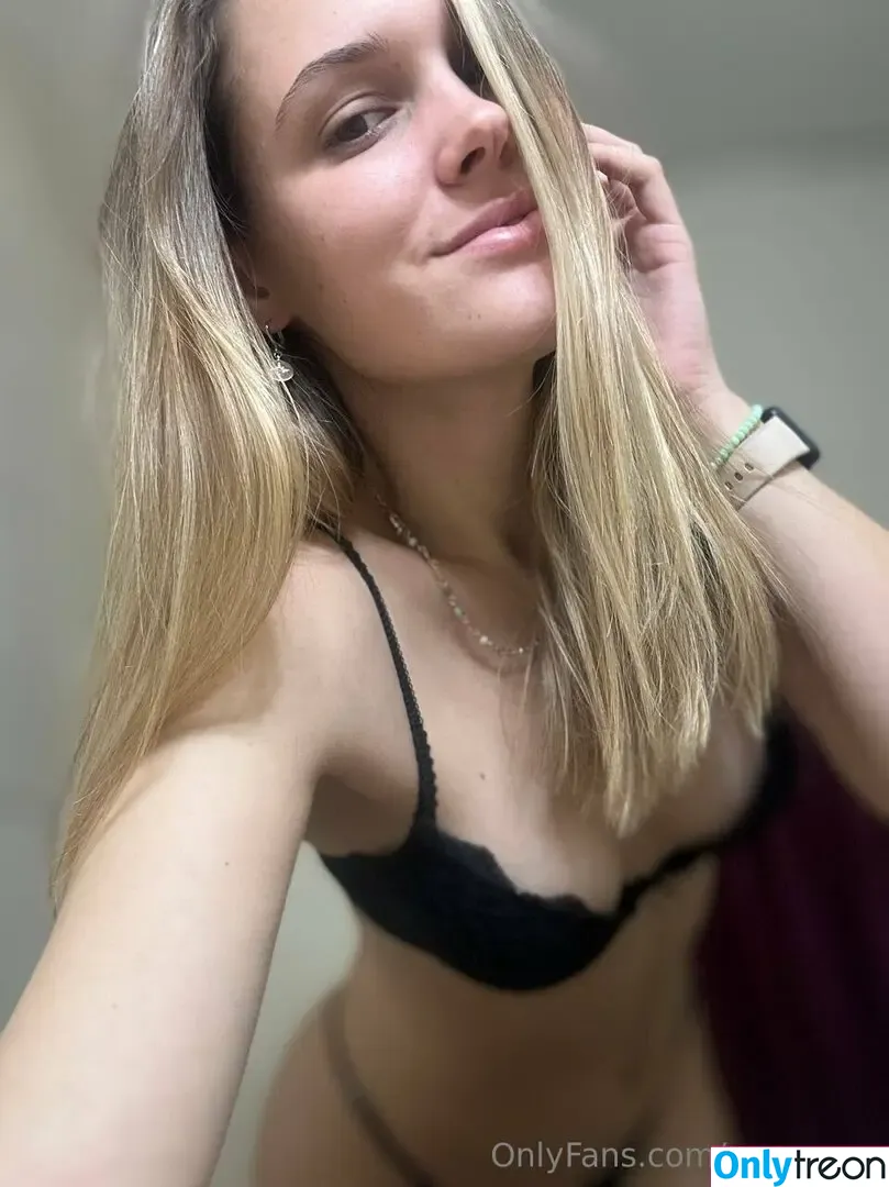 maaanon nude photo #0030 (maaanon.i)