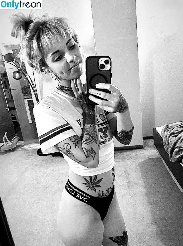 Mabbyyy голая photo #0001 (__mabbyy__)