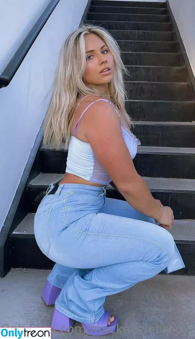 MacKenzie Brooke nude photo #0022 (mackenziebrookexo / mbpuricelli)
