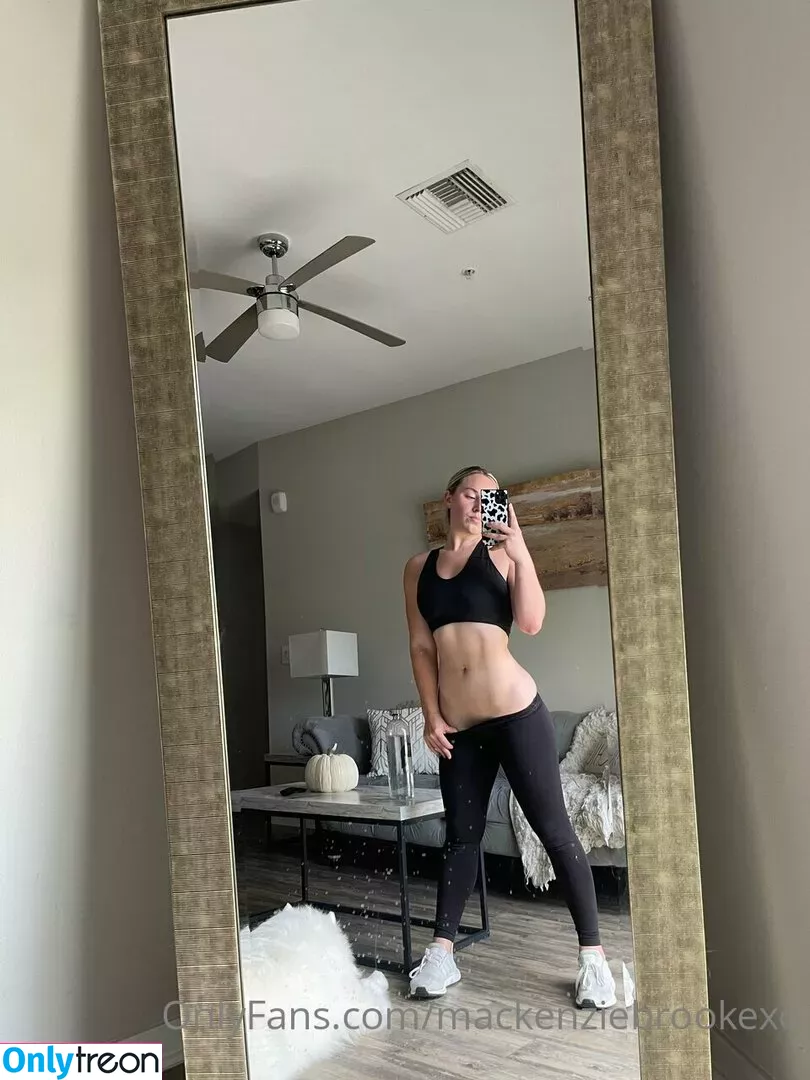 MacKenzie Brooke голая photo #0047 (mackenziebrookexo / mbpuricelli)