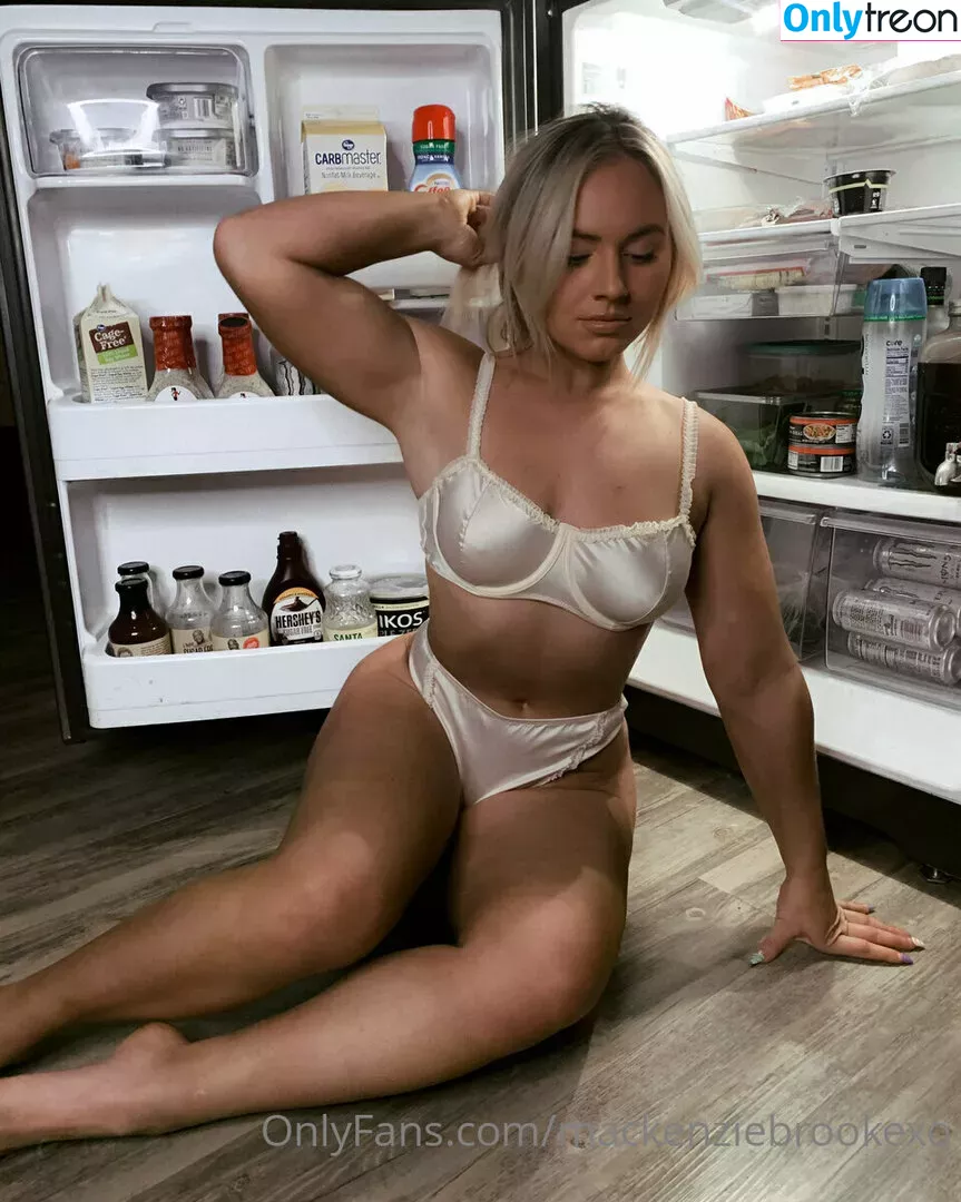 MacKenzie Brooke nude photo #0052 (mackenziebrookexo / mbpuricelli)