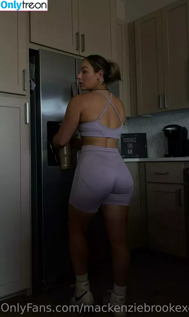MacKenzie Brooke голая photo #0166 (mackenziebrookexo / mbpuricelli)