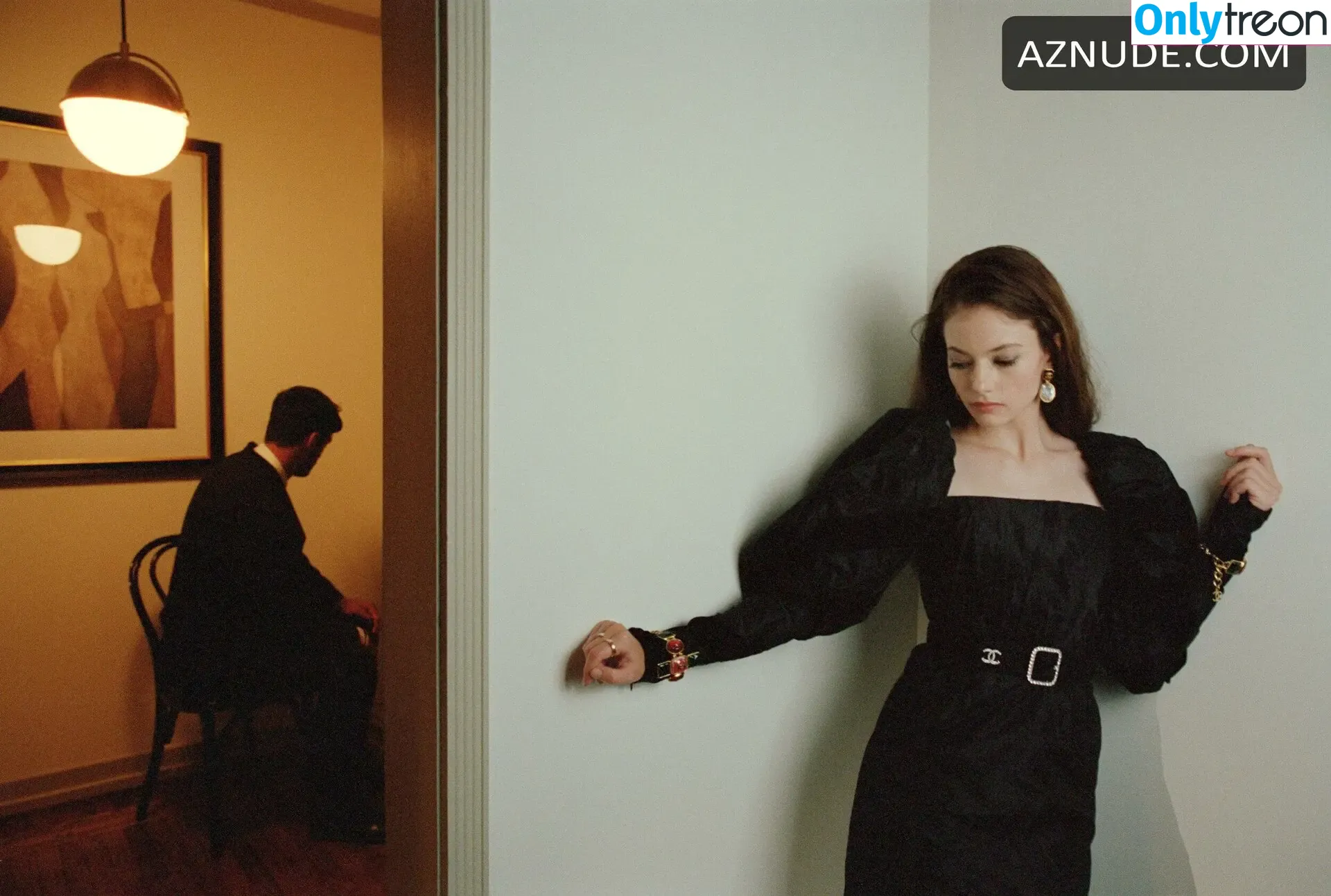 Mackenzie Foy nude photo #0083 (mackenziefoy)