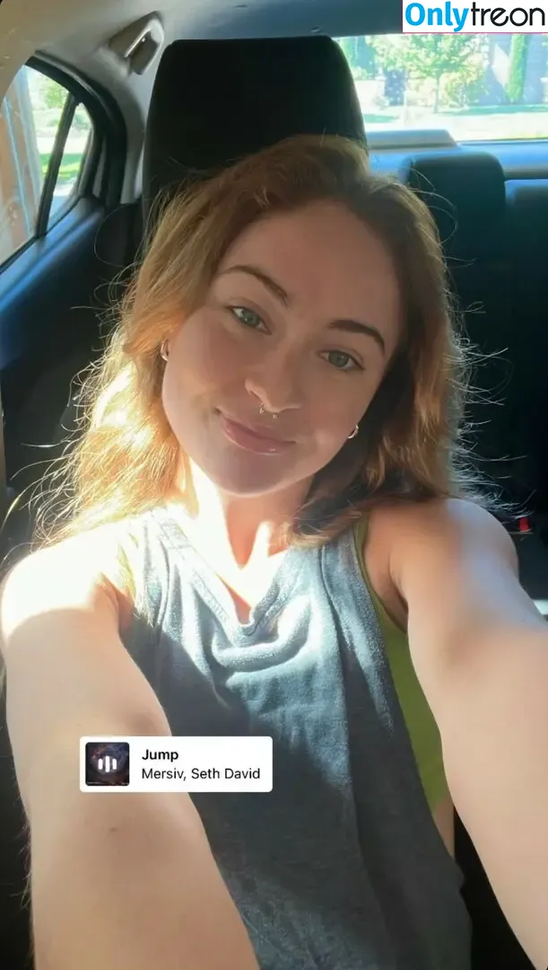 Mackenzie Meyer голая photo #0005 (mackenziemeyerrr)