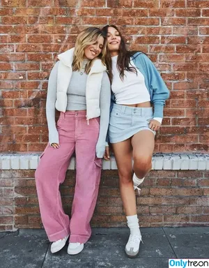 Mackenzie Ziegler / kenzie фото голая #0593