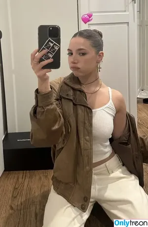 Mackenzie Ziegler / kenzie фото голая #0773