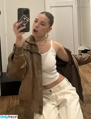 Mackenzie Ziegler / kenzie фото голая #0774