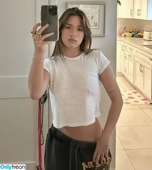Mackenzie Ziegler / kenzie фото голая #0809