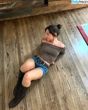 Mackenzie Ziegler / kenzie фото голая #0983