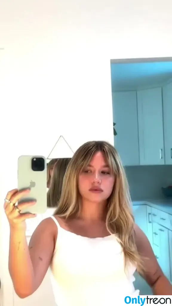 Mackenzie Ziegler голая photo #0458 (kenzie)