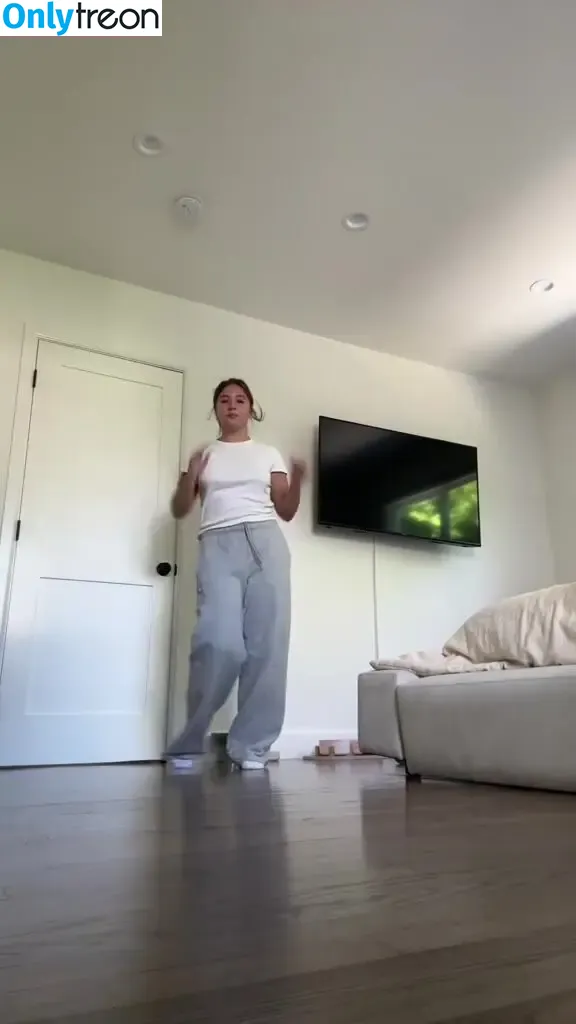 Mackenzie Ziegler голая photo #0583 (kenzie)