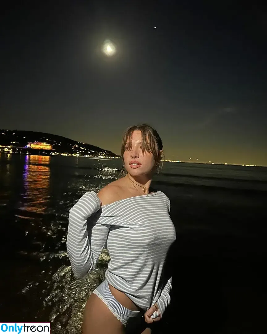 Mackenzie Ziegler голая photo #0733 (kenzie)