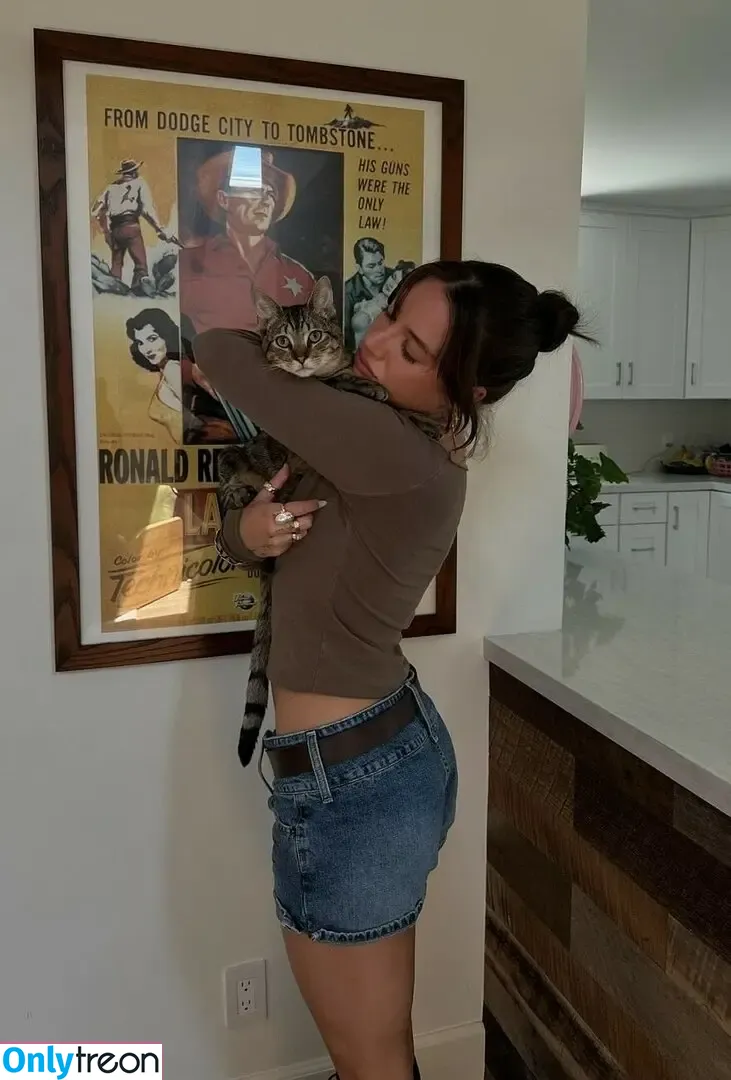 Mackenzie Ziegler голая photo #0963 (kenzie)