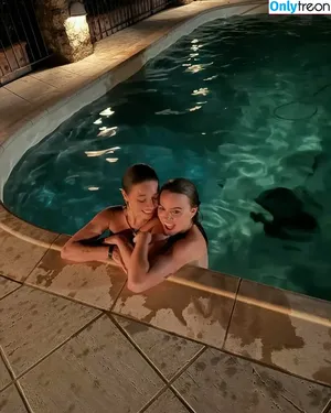 Mackenzie Ziegler / kenzie nude photo #1002