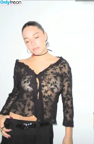 Mackenzie Ziegler / kenzie nude photo #1097