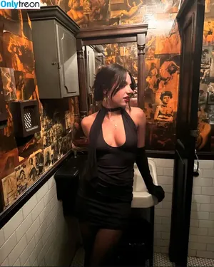 Mackenzie Ziegler / kenzie nude photo #1163
