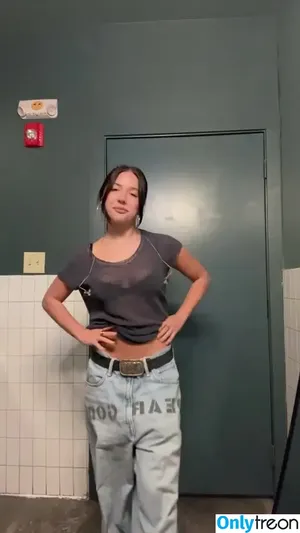 Mackenzie Ziegler / kenzie фото голая #1338