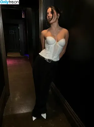 Mackenzie Ziegler / kenzie фото голая #1351
