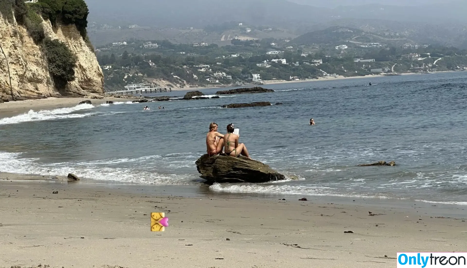 Mackenzie Ziegler nude photo #1713 (kenzie)