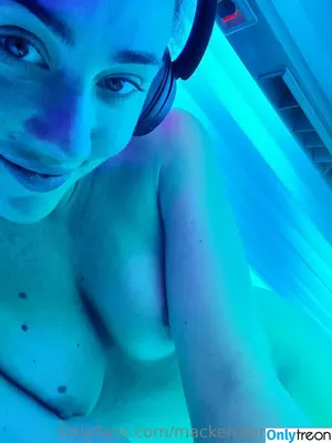mackenziemacexxx / mackenzie.mace nude photo #0013