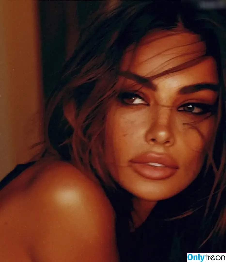 Madalina Diana Ghenea nude photo #0072 (officialmadalinaghenea)