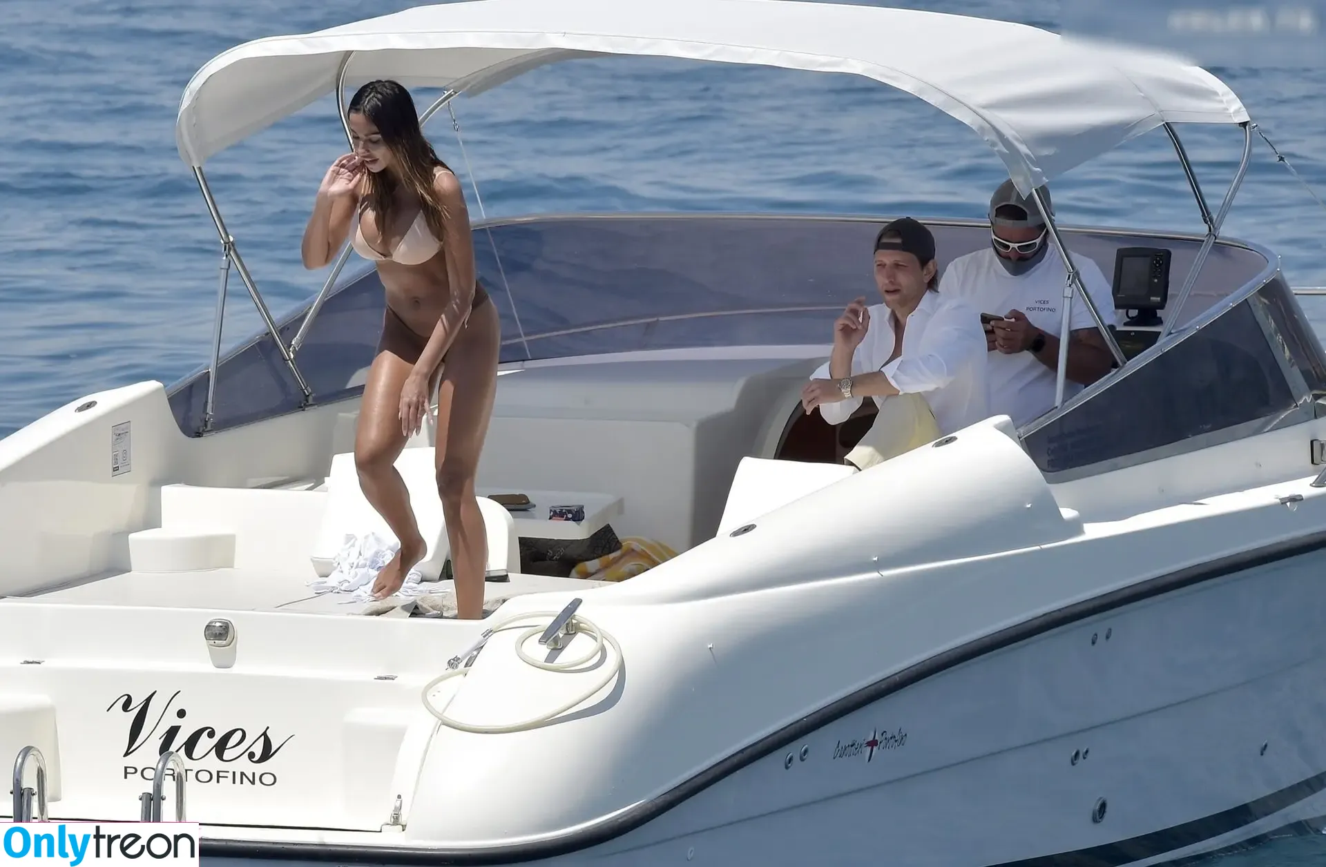 Madalina Diana Ghenea nude photo #0129 (officialmadalinaghenea)