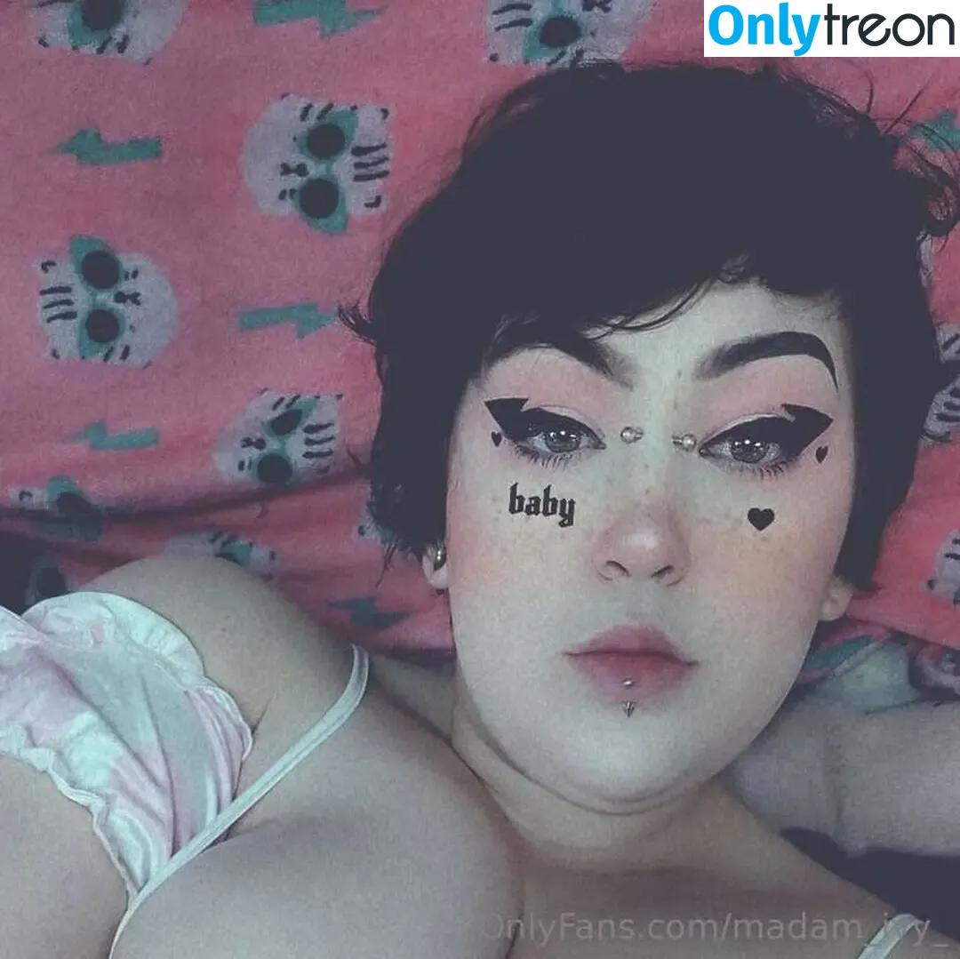 madam_ivy_ nude photo #0118 (madameivygreen)